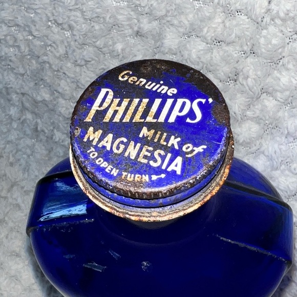 Large 1940’s Cobalt Blue Glass Phillips Milk of Magnesia 8” Apothecary Collect!! - Picture 6 of 14